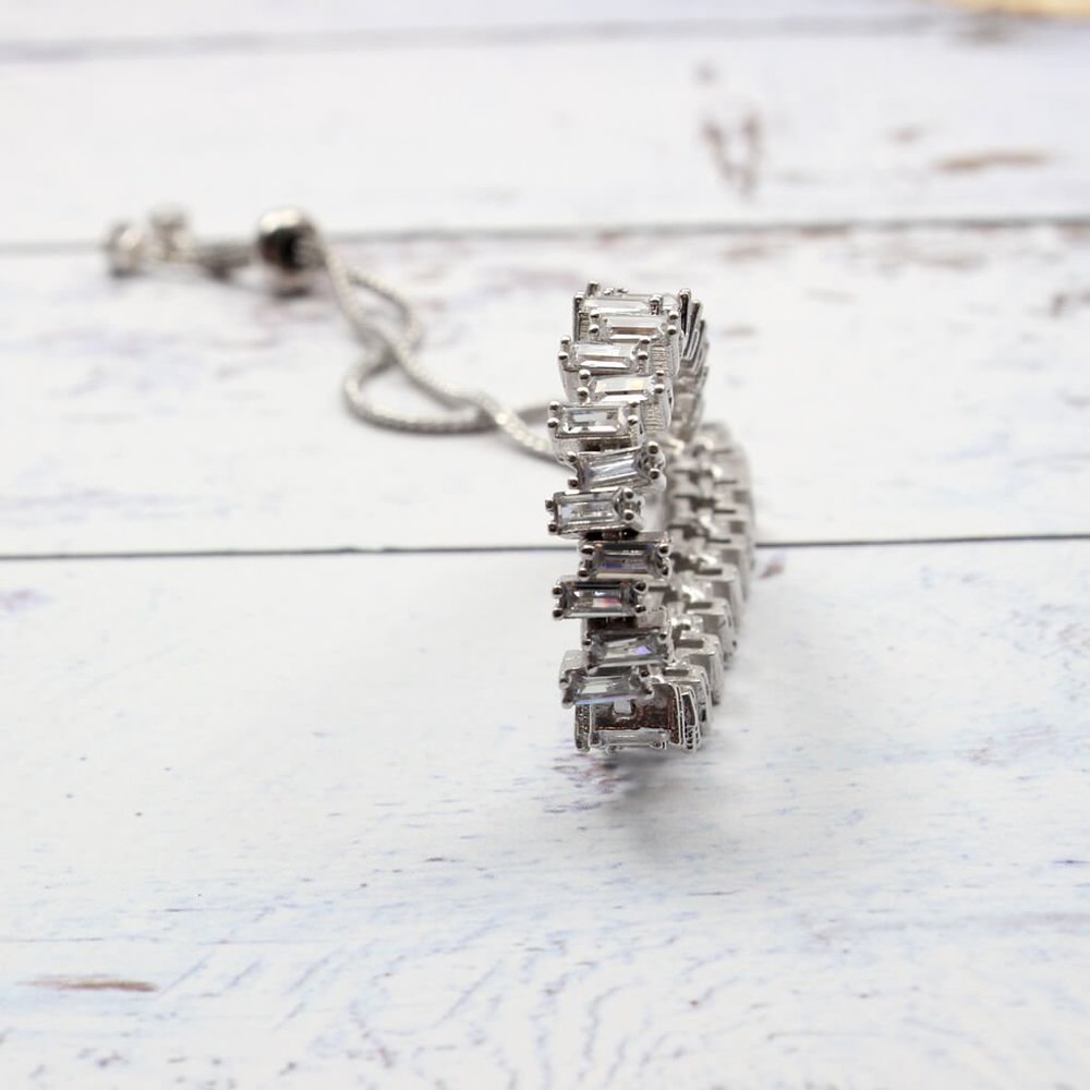 WHITE BAGUETTE CUT CUBIC ZIRCONIA TENNIS BRACELET
